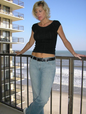 I am looking for a cute guy - however I must tell you that I am married. If that is a problem for you - then please do not reply.

My husband recently had an affair and and I so upset and angry that I have decieded to post on here 

I am in my early 40's attractive and looking for some dicrete fun

ty...........xx