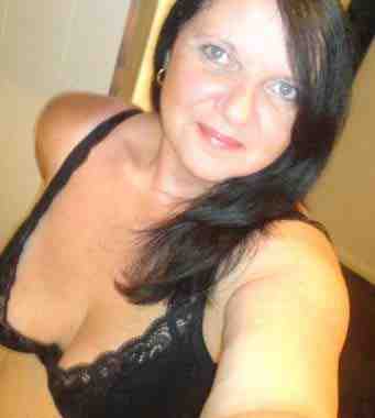 Sexy Lady looking for fun.......Want to know more just ask me! Married so only play safe, no time wasters please x