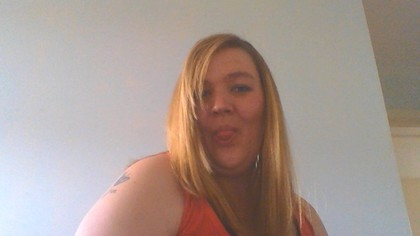 im 29 fun lovin girl if u like wot u see dont hesitate to drop me a line i will get back to in due course :) :) anything else jst ask ..............and i DO bite gggrrrrrrrr pmsl 