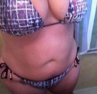 A curvy minx straight talking and hungry for sexy chat and maybe more with the right guy! love getting wet down below and turning guys on until they are nice and hard for my pussy mmm