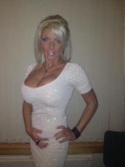 Im looking for a wild man  someone that is cool  adventurous and happy. Someone that wants to go  surfing  rock climbing and hiking but is happy to put a polo shirt on when we have to go and meet more conventional friends.Im very open minded  hardworking and ambitious.Im 56  blonde  curvy  confident and loyal. Im looking for something long term  maybe someone that wants to settle down at some point. Would like to get to know each other  before we meet                                    