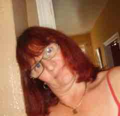 honest down to earth and very tactile woman seeks similar men aged 40-60 for discreet daytime fun
