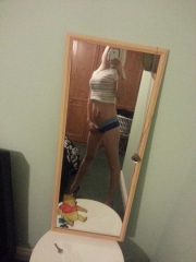 Hi thanx for having a look at my profile. Im looking for nsf so want some fun and nothing more 