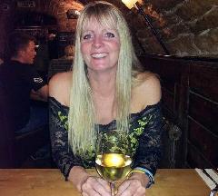 Real Sex Contact in Forest lakes