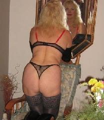 Im a lonely hot mum who is sex starved and craveing a big  strong dick. Needing a guy who can be discreet and most importantly can fuck me hard for hours. Dont hold back  bury my face with your dick  choke me  pull my hair and jizz inside me all you need.                                    