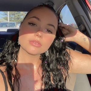 I'm an aggressive lass who takes the lead whether in bed or at work. I have endless cravings for hardcore sex. The scenario where I'm grinding a man while I'm on top of him is a memorable experience. It makes me want to jump out of bed just to have sex.