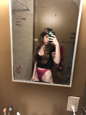 Real Sex Contact in Ecru