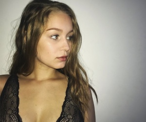 Real Sex Contact in Burt