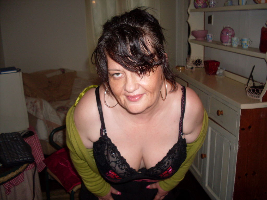 Real Sex Contact in Arcola