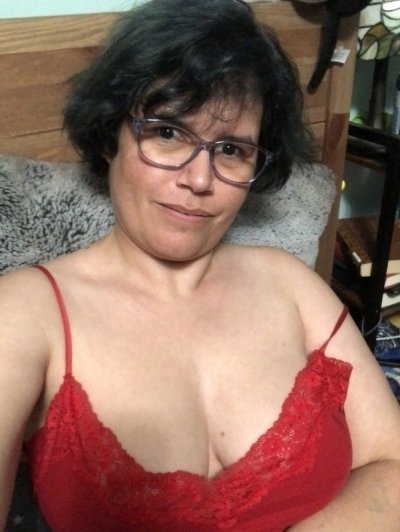 Just looking for someone to show be Belfast. Since I am an American here for a year it would be nice to get to know some locals. I will also say I am a girl who likes to be told what to do.