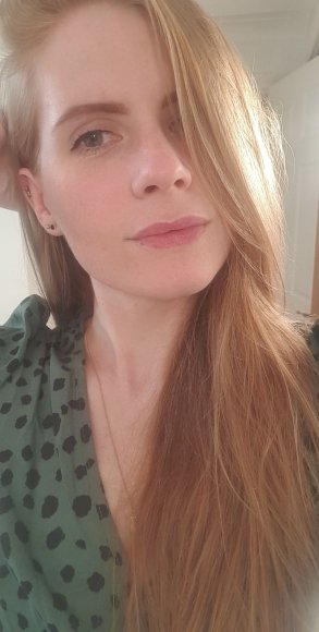 Adventurous, outdoor-sy?, bit of a shy nerd. Message me! we'll chat and exchange pics.