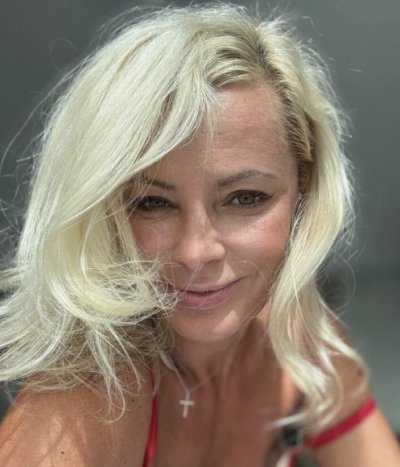 playfulmilf4 age 51 from Munfordville, Kentucky