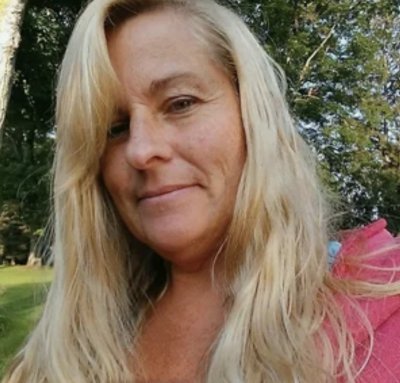 honeyglow age 56 from Gobles, Michigan