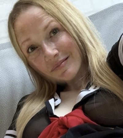 Attached woman simply looking for some exciting fun on the side. No drama, no strings, and definitely no problems. Just two consenting adults exploring each other's naked bodies and climaxing together. If you’re respectful, discreet, and up for some unforgettable escapes, let’s talk.