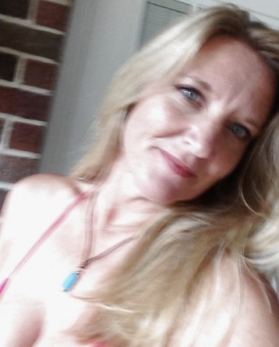 fitlakewoman age 53 from Caratunk, Maine