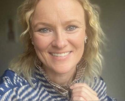 stay-enjoy age 53 from Cottage Grove, Oregon