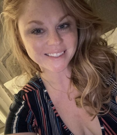 I'm not the type of person who would pursue someone who wasn't interested. My ego is far too fragile for that lol But before you shrug me off, take a look at my photos and profile. If you like what you see please write to me x