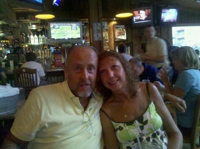 MrandMrsmfnman age 46 from Clarksville, Tennessee
