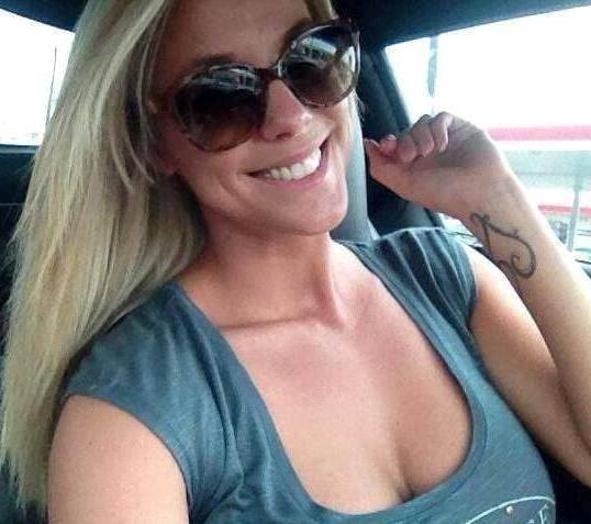 txtME6086200521 age 39 from Adams, Wisconsin