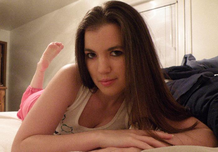 hazel3yes age 29 from , Alaska