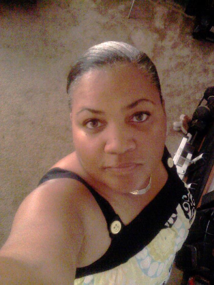 mommasbroke age 56 from Adelphi, Ohio