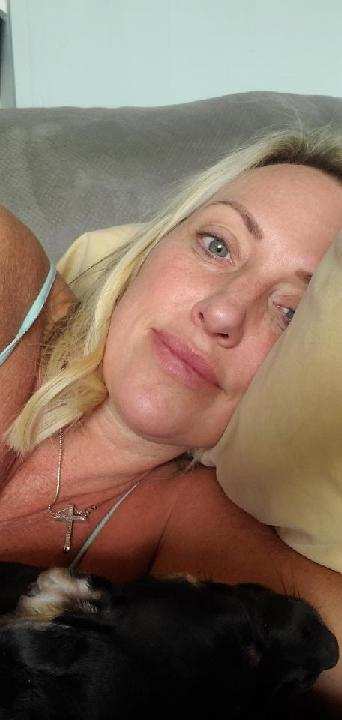 Danislut age 43 from Pittsburgh, Pennsylvania