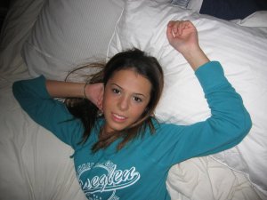 Hi there-

Figured I would give this a shot, because I am having a hard time finding a datable man....its more that I dont need to be with someone that I might be stronger than. I am quite young only 22, brunette but very out going personality.

I am excellent in the kitchen and love cooking for others! Enough about what I am...now to what you could/should be: I am really interested in men who are big (not fat, I am thinking more tall- over 6 foot- little extra meat on the bones- no problem) who can look out for me. I love to feel safe, and I am fairly short (5 foot), so I like to be with someone who I know can protect, not fit in my jeans. I need some man to keep me warm at night!

Sometimes i think the computer takes up most of my life haha. but so many of my friends are on to talk to i dont mind hehe. well anything else you wanna know dont be afraid to ask me.
