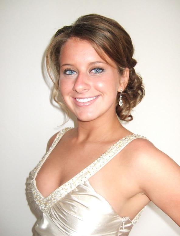 beccal70x age 27 from Aurora, North Carolina