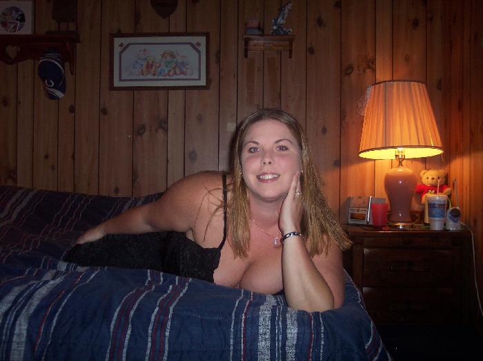 blue_eyed_baby age 46 from Connersville, Indiana