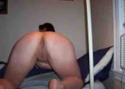 Looking for sexy attractive guys with a tongue that knows how to please!