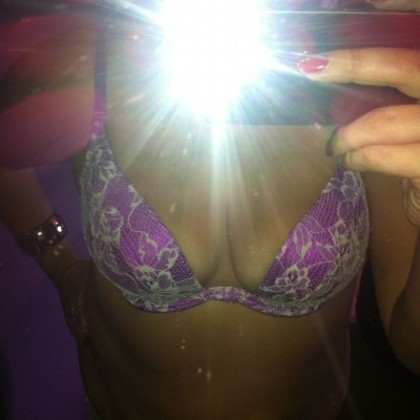 I'm Maria, I'm sexy, I'm mad, I'm curvy, I'm a laugh & I'm up for anything!!!! Ive only just signed up here so still working it all out atm. Just gonna see what happens really so if ya like what ya see & your fit then get in touch 