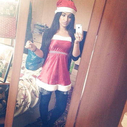 Hello everyone, I'm on here looking for sex. Threesomes, anything long as I get cock.I'm married hate being married. I'm a Pakistani but open minded xx