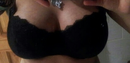 Well what to say I'm young and looking for some fun and someone who knows how to have a good time.xxx