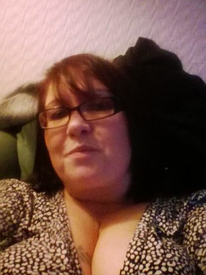 Hi I'm what some would describe as a bbw (if that's not your thing that's ok hope you have lots of fun on here n find what your looking for) . I'm on here for a bit of online nawty chat, NOT looking to meet anyone at the moment. I have a very high sex drive and love flirty/dirty text fun!