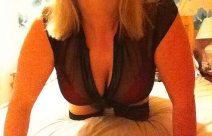 I am a size 18 ( so I have wobbly bits), so if that is not for you please move along to the next profile. For me, sex is about fun, not drama! I'd say I am good company, interesting to talk to and for me sex begins in the mind. Engage my mind and my body will follow, especially if you can whisper filth in my ear.