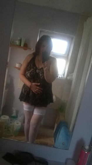 It would really turn me on if I could find a sexy guy to have some regular fun with.If you like the sound of that then give me a message you never know!