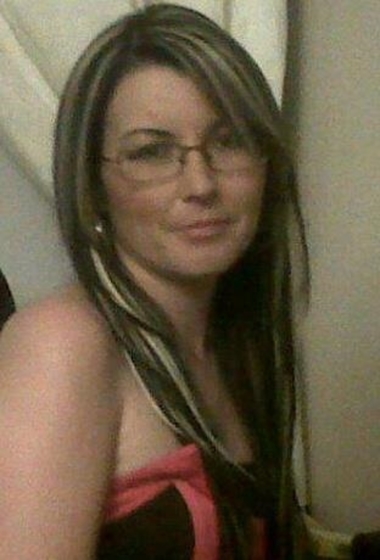 Hi there. Well I'm a fun outgoing girl I like to get to know people and I try not to take life too seriously. Looking for someone who can impress me intellectually as well as physically. I like a guy who can make me laugh who isn't too serious all the time and knows how to treat a woman well. If you like my profile then come by and say hi xxx