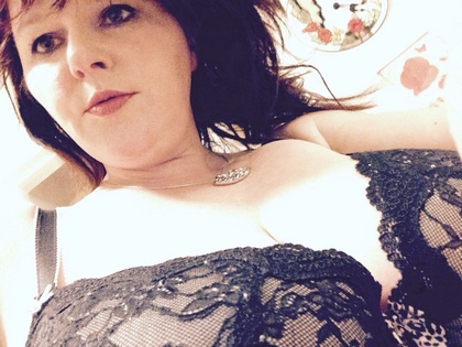I am a nice looking newly divorced woman, looking for a guy who's up for a good time or good times. I work and that keeps me busy so I am not looking for anything serious, just some good wholesome sexy fun. I enjoy most things and am willing to let a guy do whatever he likes, anal is good too (I've done it a few times and have had the best orgasms with it!) Oh and I am very normal, just looking for a good sexual release so no crazy people please!