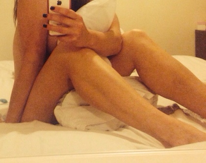 Not looking for anything serious as I've just come out of a long relationship. Like to chat & have a giggle.. But what comes after that we will see.. ? Had a few upsetting messages lately because I didn't reply. I do my best - even to just say hi. Give a girl a break please!