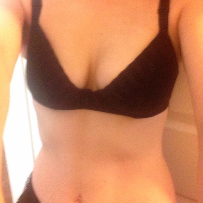 Looking for non string, discreet fun, possible regular meet ups (not looking for a series of one night stands sorry). Particularly into dominant guys.Just to clarify as some of you seem to be confused ... Me liking dominant males doesn't mean you can send me rude messages telling me what to do and treat me like shit!