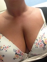 Hey I'm new to this so please bear with me while I figure it all out I'm short but full of fun , I like nothing better than a good laugh with drinks and food with people who don't take stuff to serious and enjoy a laugh too because there is nothing more sexy than a man who knows how to laugh tell a joke and put a smile on a woman's face and make her feel at ease!