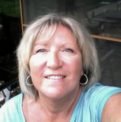 caring-warm 57 from Walthamstow in Greater London looking for sex contacts