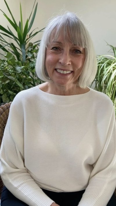 61-year-old woman in Portland, Dorset looking for casual sex – real sex contact on Joyium