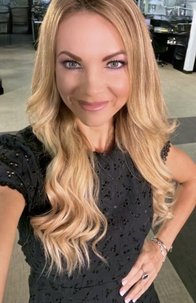 theoneyouprefer 46 from Kirton in Lindsey in Lincolnshire looking for sex contacts