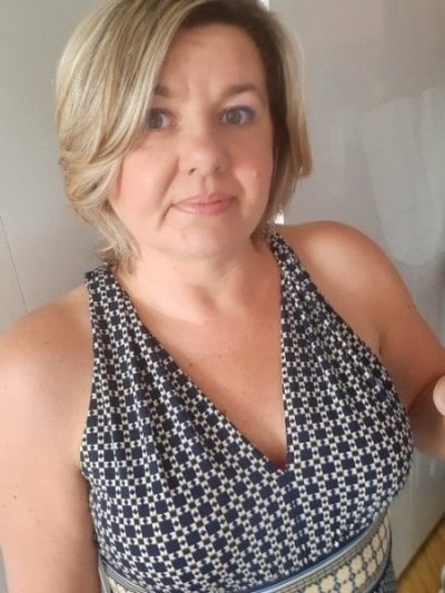 47-year-old woman in Wells next the sea, Norfolk looking for discreet fun – real sex contact on Joyium