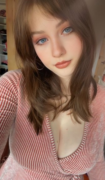 mechloe 19 from Bulwell in Nottinghamshire looking for sex contacts