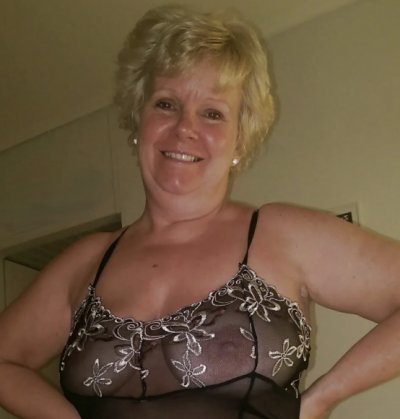 fairysky 61 from Tipton in West Midlands looking for sex contacts