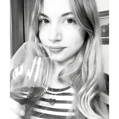 36-year-old woman in Carmarthen, Carmarthenshire looking for an affair – real sex contact on Joyium