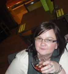 Funny, caring, easy going girl. Smile alot. Love being out and about with friends&family. And up for anything really,am a tryer.....