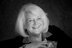 Hello and thank you for looking at my profile. Im Hazel and as you can see from my profile I am 62 young!!! I certainly dont feel my age and my view on that is 